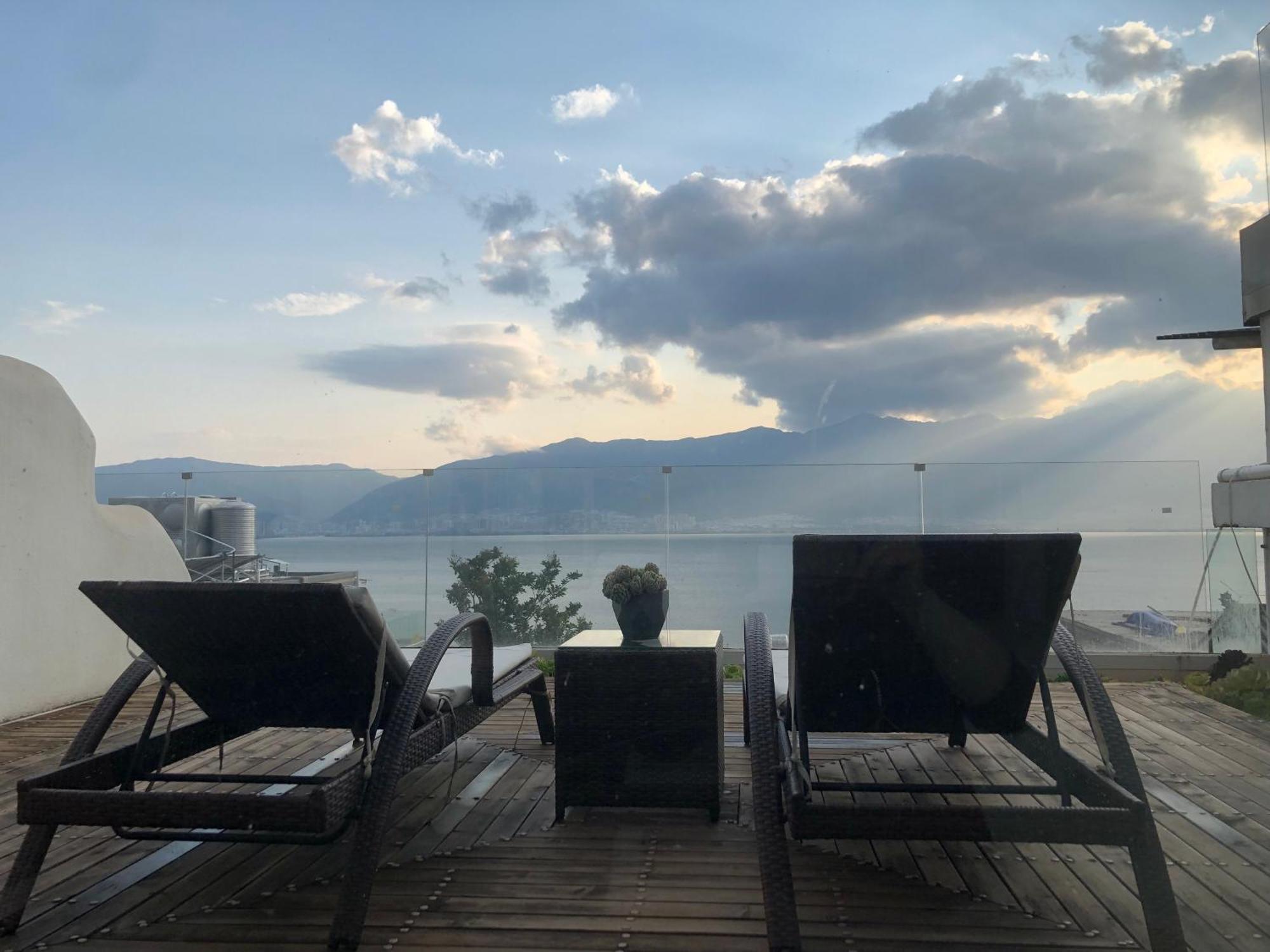 Dali Dare Sea View Gueshouse Hotel Exterior photo